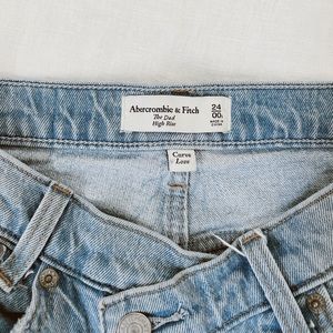 Cult Favorite Abercrombie & Fitch Curve Love High Rise Dad Jeans